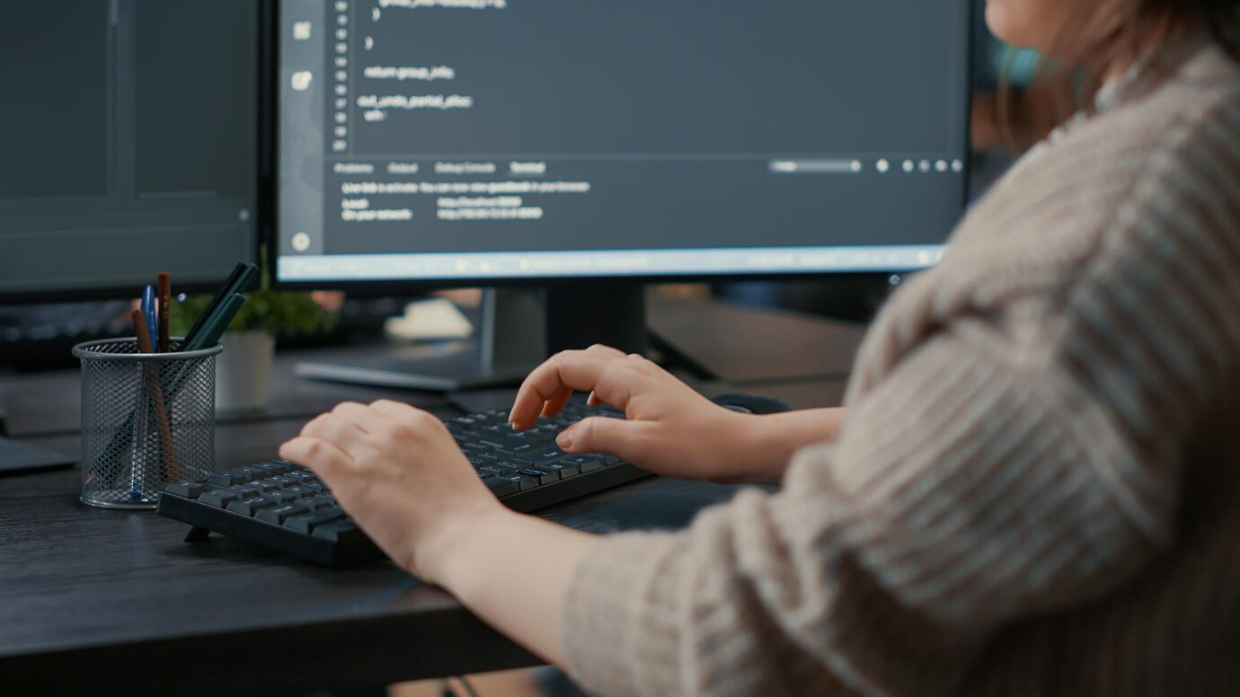 How To Pick A Tech Stack For SaaS
